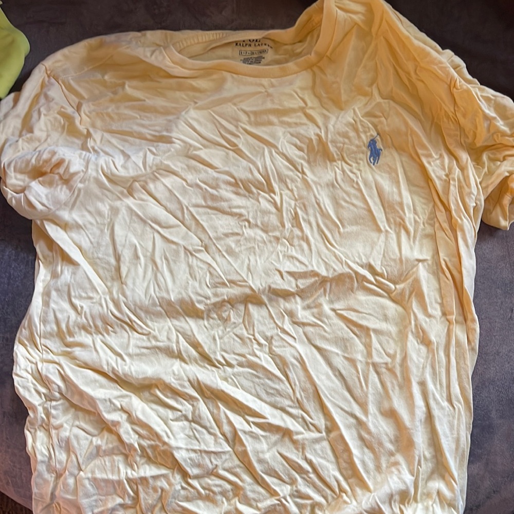 Polo basic t shirt !